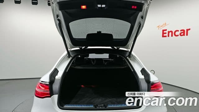 Mercedes-Benz GLC-Class 2018 — Şəkil 20/20