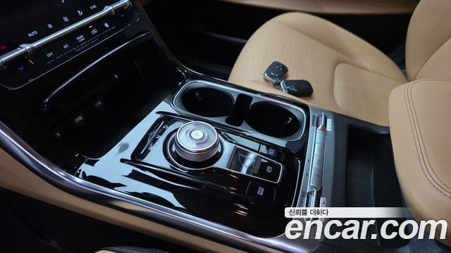 Kia Carnival 2021 — Фото 9/20