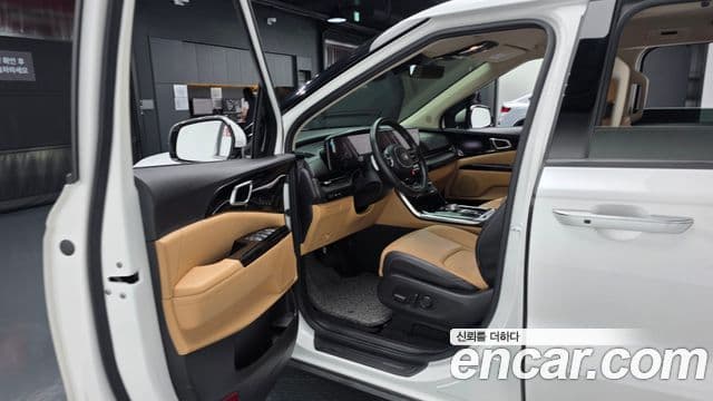 Kia Carnival 2021 — Фото 10/20