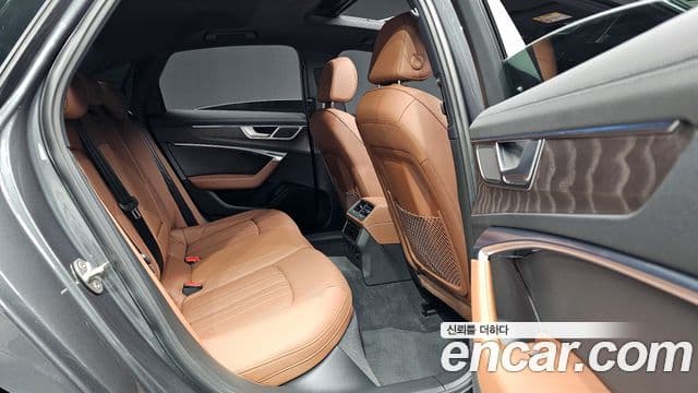 Audi A6 2022 — Şəkil 12/20