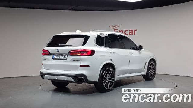 BMW X5 2023 — Фото 2/20