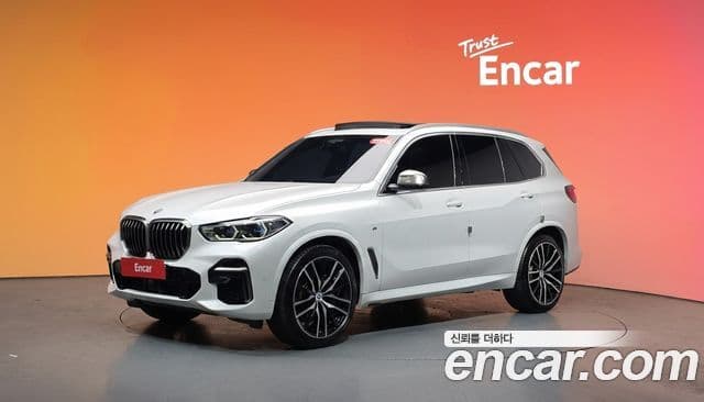 BMW X5 2023 — Фото 1/20