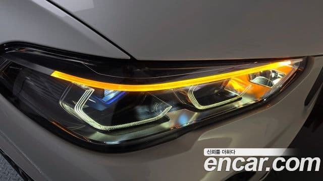 BMW X5 2023 — Photo 9/33
