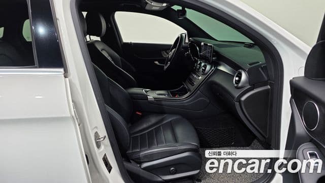Mercedes-Benz GLC-Class 2020 — ფოტო 11/20