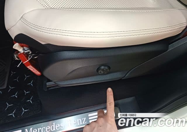 Mercedes-Benz G-Class 2025 — ფოტო 9/11