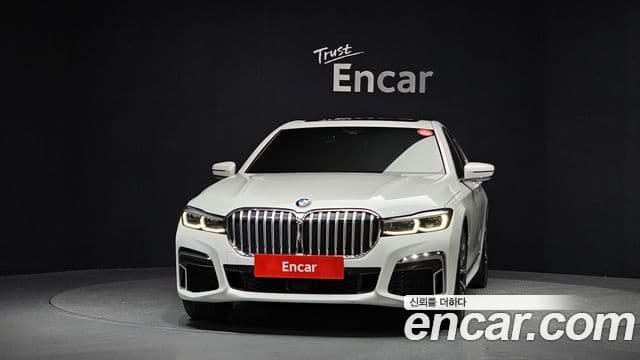BMW 7 Series 2022 — Şəkil 2/20