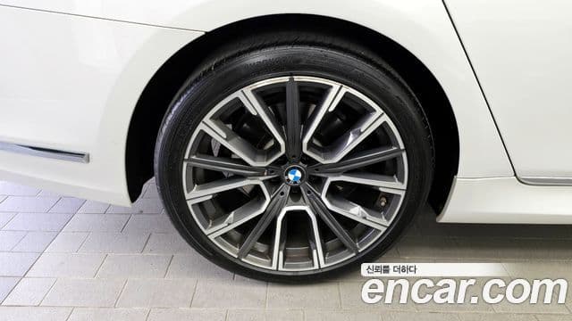 BMW 7 Series 2022 — Şəkil 4/20