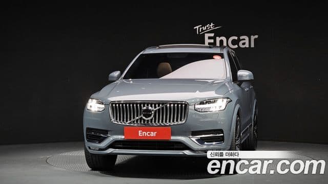 Volvo XC90 2021 — Фото 3/20