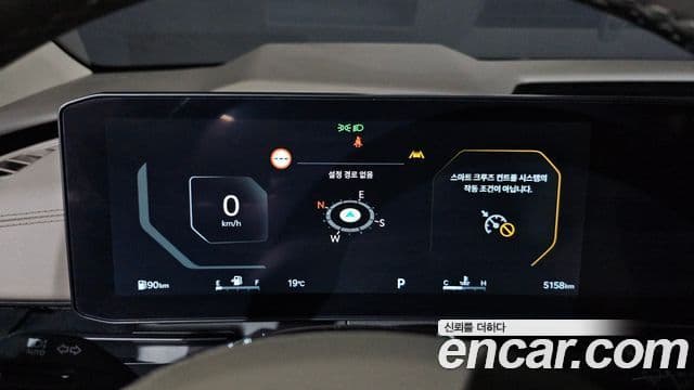Kia Carnival 2024 — Şəkil 8/20