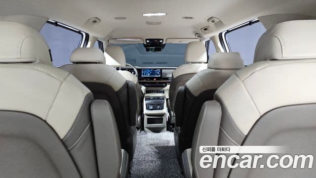 Kia Carnival 2024 — Şəkil 19/20