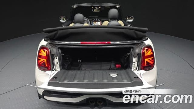 Mini Cooper S Convertible 2023 — Şəkil 18/20