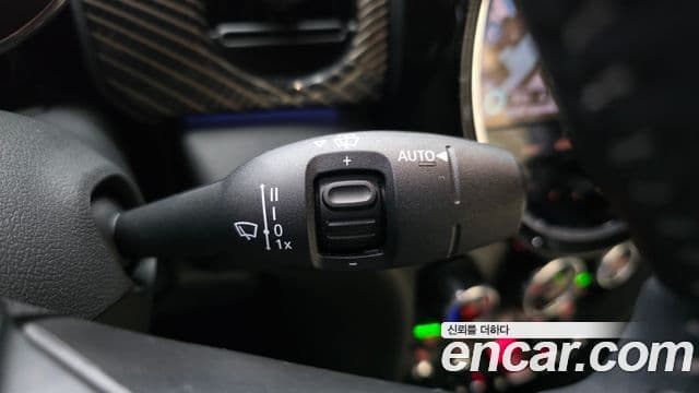 Mini Cooper S Convertible 2023 — Photo 30/31