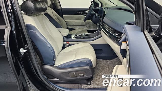 Kia Carnival 2025 — Şəkil 12/20