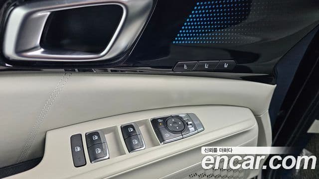 Kia Carnival 2025 — Şəkil 17/20