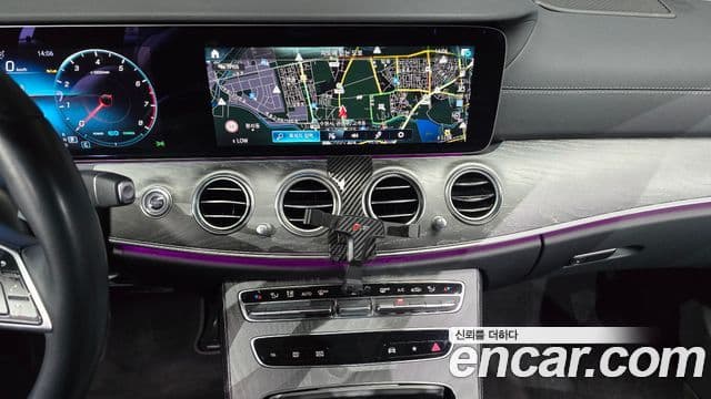 Mercedes-Benz E-Class 2022 — Şəkil 12/20