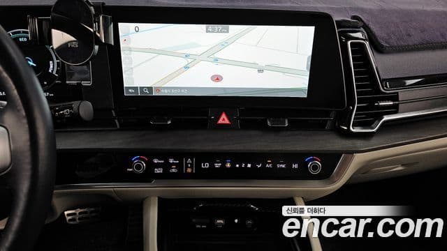 Kia Sportage 2023 — ფოტო 14/20