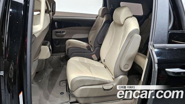 Kia Carnival 2022 — Şəkil 12/20