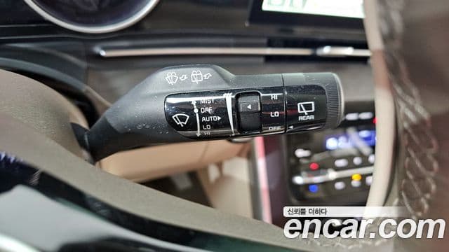 Kia Carnival 2022 — Şəkil 18/20