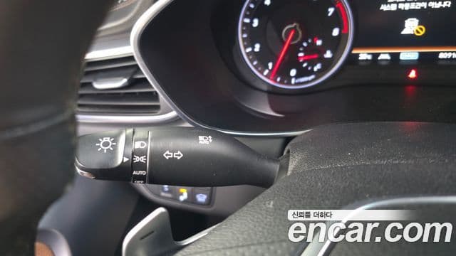 Genesis G70 2019 — Photo 35/37