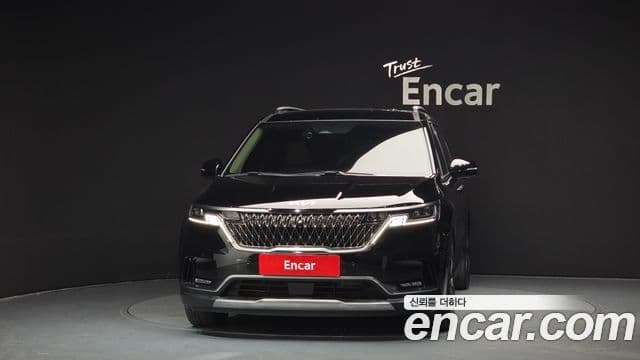 Kia Carnival 2023 — ფოტო 3/20