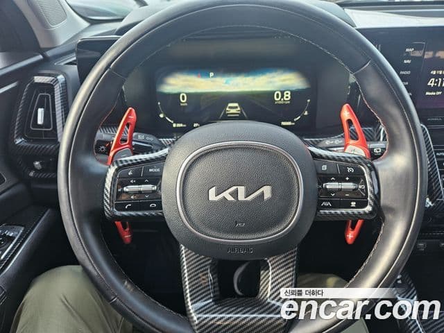 Kia Sorento 2021 — ფოტო 13/20