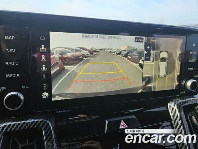 Kia Sorento 2021 — ფოტო 15/20