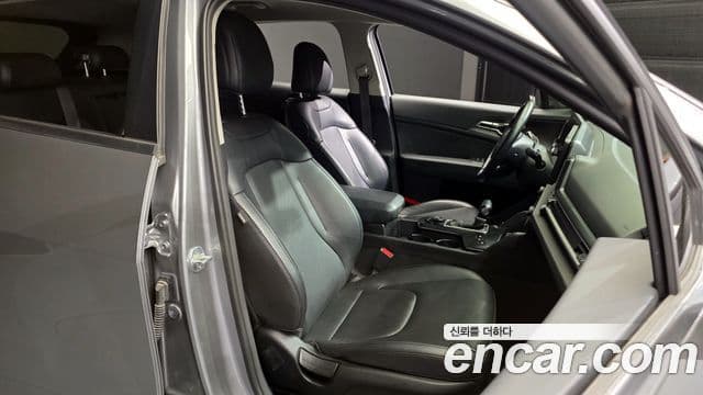 Kia Sportage 2021 — Şəkil 12/20