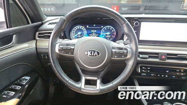Kia K5 2021 — Фото 13/20