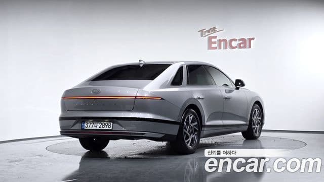 Hyundai Grandeur 2023 — Şəkil 2/20