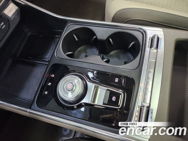 Kia Carnival 2025 — ფოტო 12/20