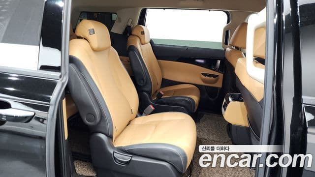 Kia Carnival 2022 — Şəkil 11/20