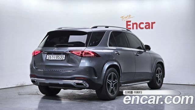 Mercedes-Benz GLE-Class 2019 — ფოტო 2/20