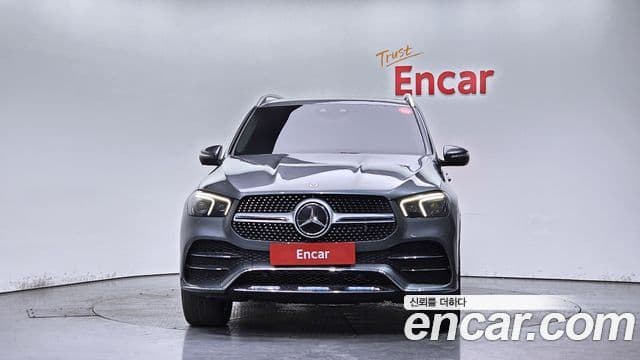 Mercedes-Benz GLE-Class 2019 — ფოტო 3/20
