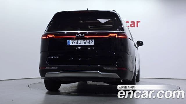 Kia Carnival 2023 — Фото 4/20