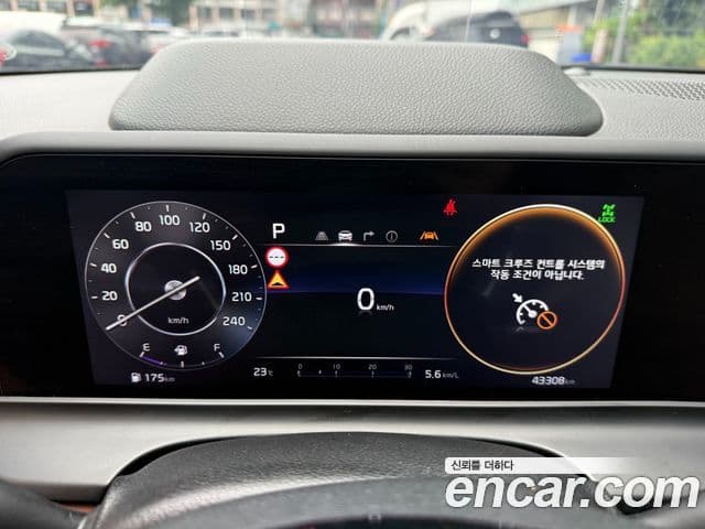 Kia Seltos 2022 — ფოტო 6/20