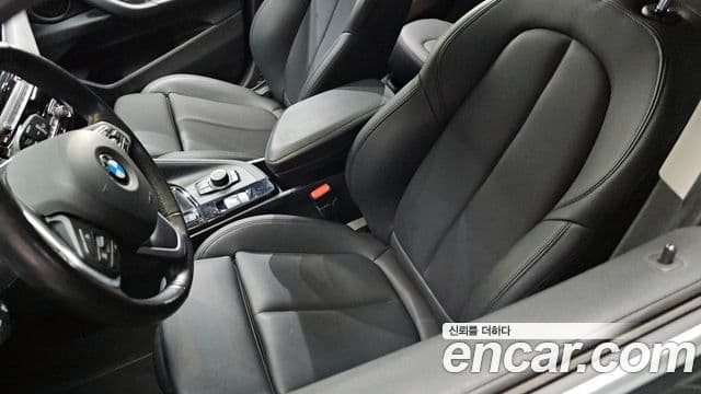 BMW X2 2021 — Şəkil 18/20