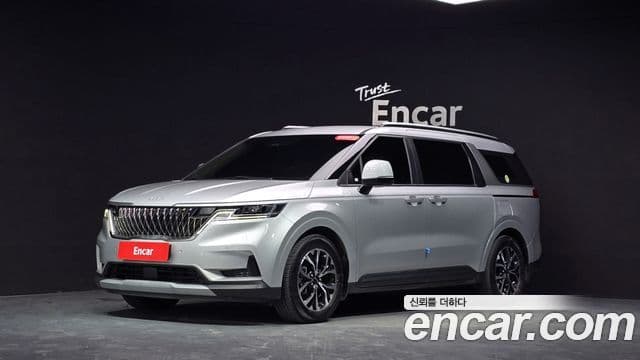 Kia Carnival 2022 — ფოტო 1/20