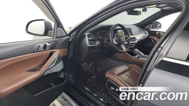 BMW X6 2022 — ფოტო 10/20