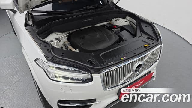 Volvo XC90 2019 — ფოტო 5/20