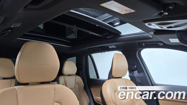 Volvo XC90 2019 — ფოტო 12/20