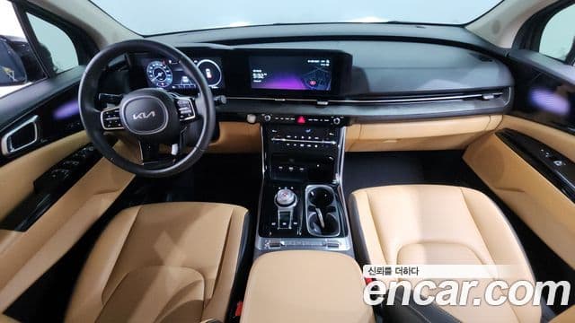 Kia Carnival 2023 — ფოტო 12/20