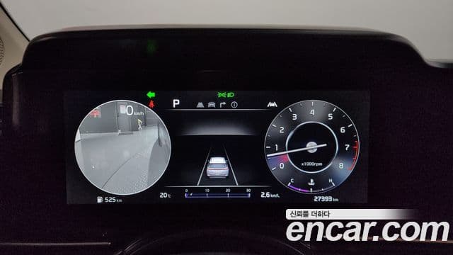 Kia Carnival 2023 — ფოტო 11/20