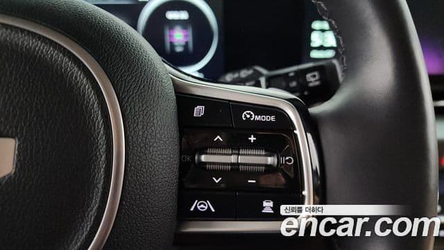 Kia Carnival 2023 — ფოტო 20/20