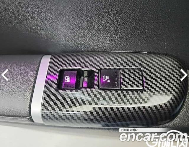 Hyundai Grandeur Hybrid 2023 — ფოტო 18/19