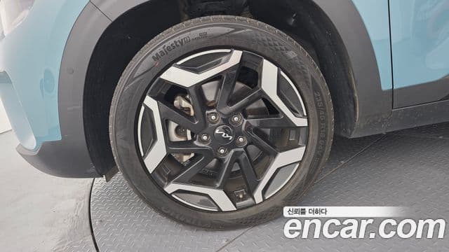Kia Seltos 2024 — ფოტო 4/20