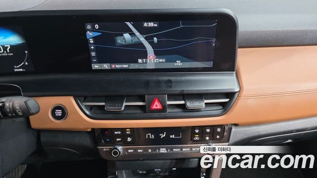 Kia Seltos 2024 — ფოტო 15/20