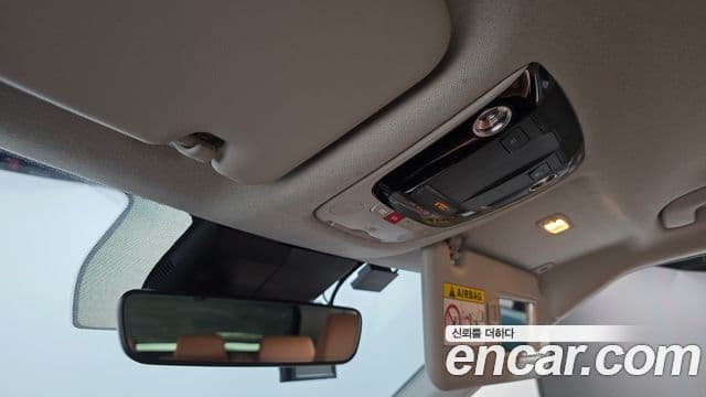Kia Seltos 2024 — ფოტო 17/20