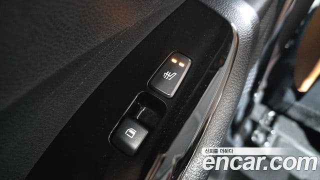 Kia Seltos 2024 — ფოტო 18/20
