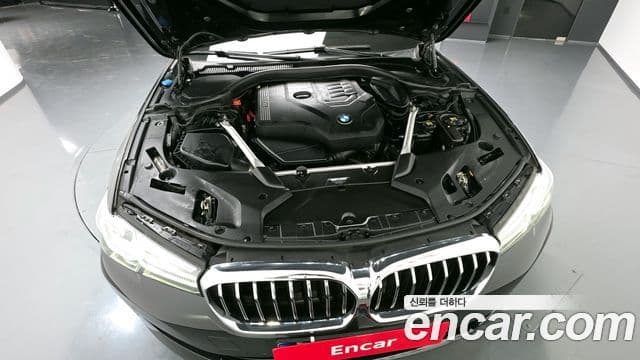 BMW 5 Series 2022 — Şəkil 6/20