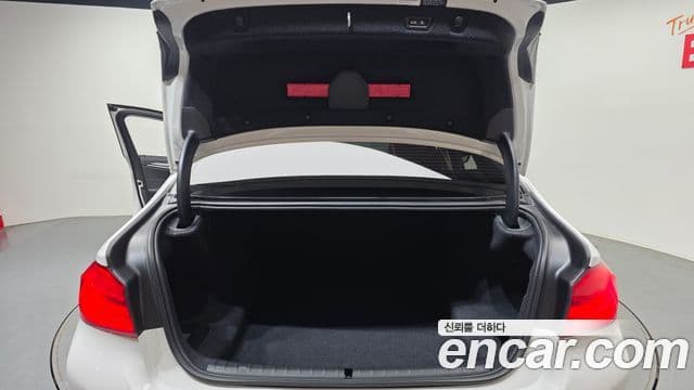 BMW 5 Series 2019 — Şəkil 20/20